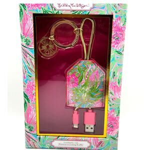 Lilly Pulitzer Coming In Hot Charging Tag
